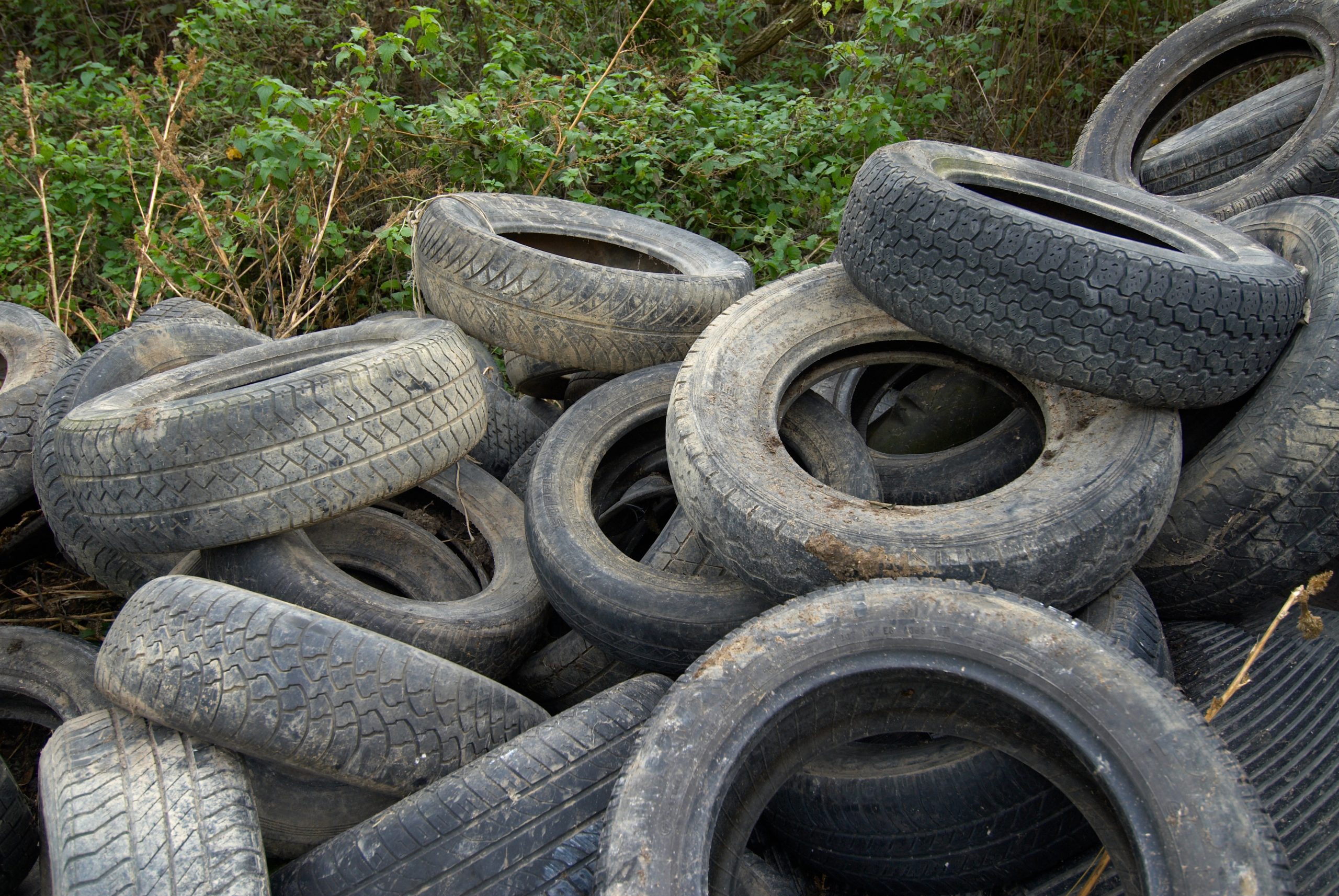 How to end tyre dumping for good in Australia